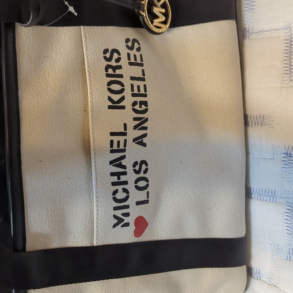 Michael kors purse